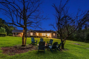 The Secluded 7-Acre Elegant Escape